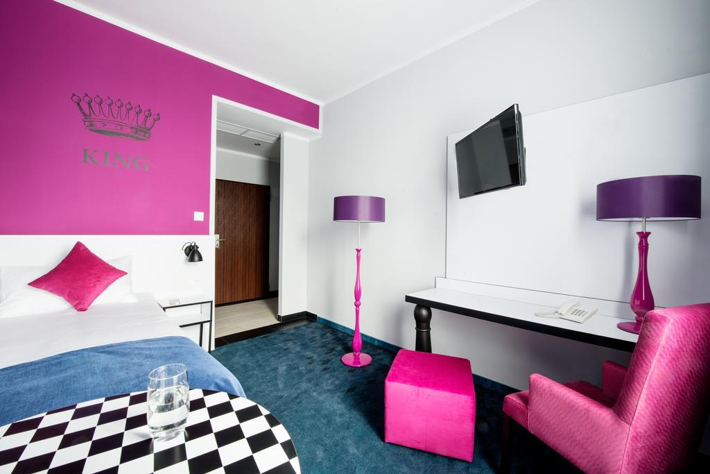 Ibis Styles Stare Hotel 3*